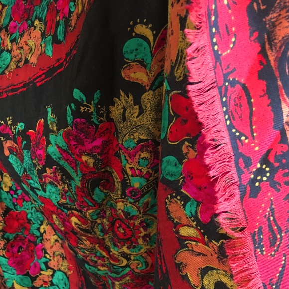 LN Vintage West Germany wool pashmina wrap/scarf - Picture 3 of 8